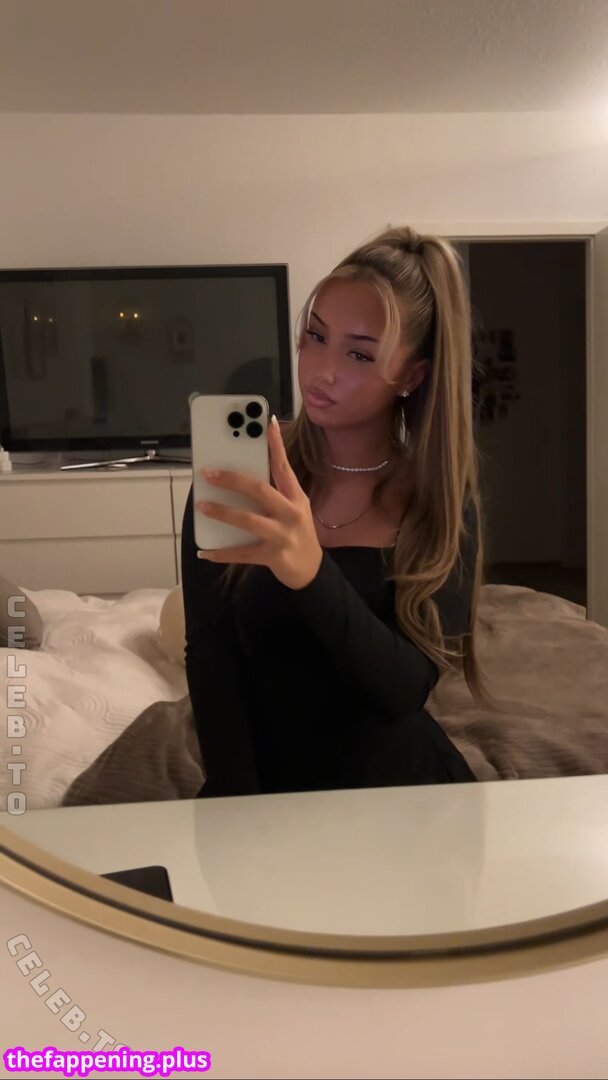 19j0yc3 Фото оголеного OnlyFans #5