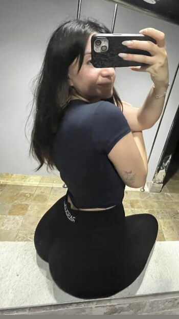 1itsmenazli