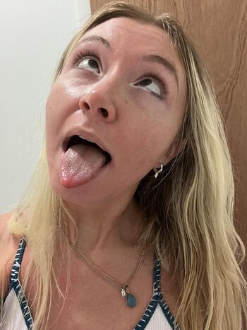 Full leaked Ahegao  page private onlyfans photo
