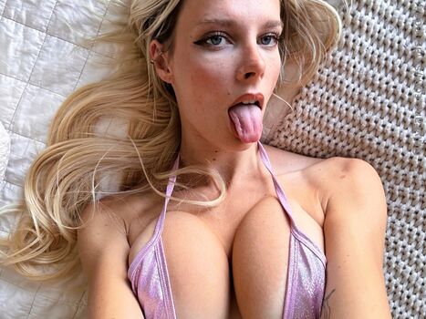 Full leaked Ahegao  page private onlyfans photo