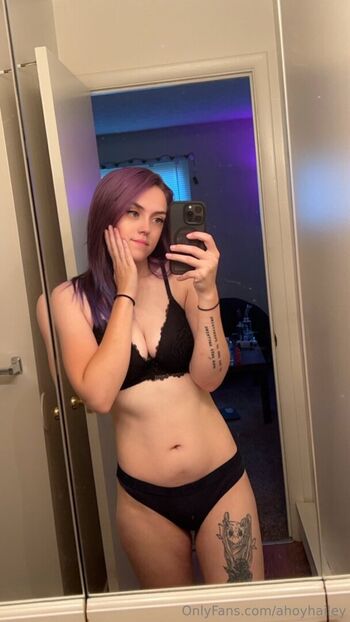 Full leaked Ahoyhailey private onlyfans photo