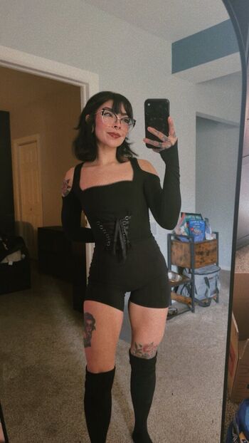 Full leaked Aileensenpaireacts page private onlyfans photo