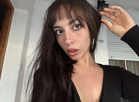 Full leaked Peraroeleonora/ private onlyfans photo