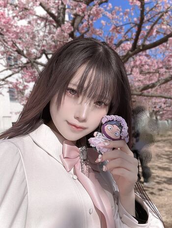 Akase Akari