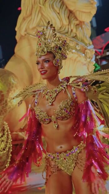 Alane Dias