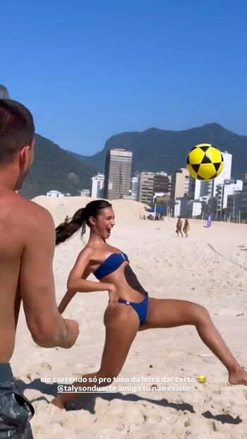 Alane Dias