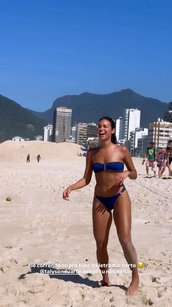 Full leaked Alane dias page private onlyfans photo