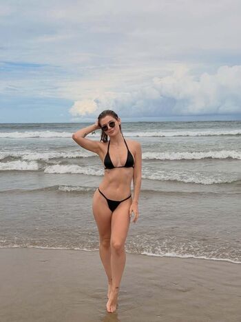 Full leaked Ale zambelli private onlyfans photo
