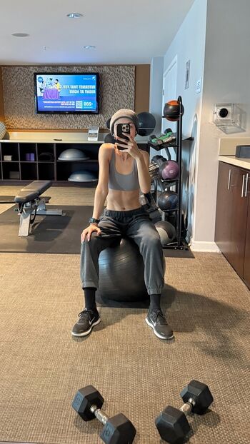 Alexa Mansour