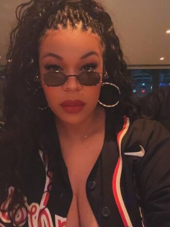 Full leaked Alexis fields private onlyfans photo