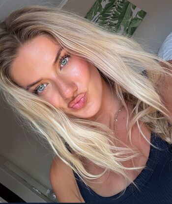 Full leaked Alica schmidt private onlyfans photo