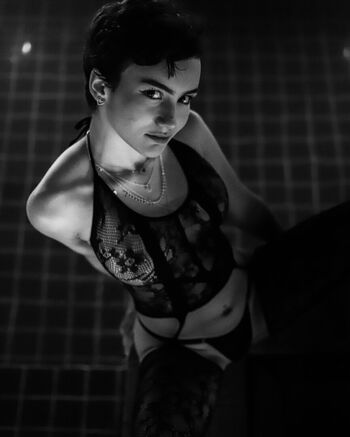Full leaked Alice pink private onlyfans photo