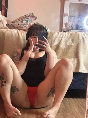 Full leaked Allie katch page private onlyfans photo