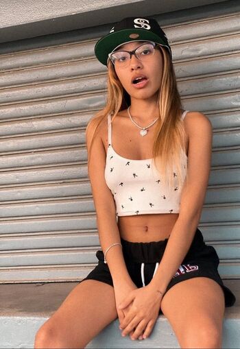 Full leaked Alondrissa private onlyfans photo