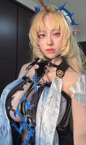 Altius_cos
