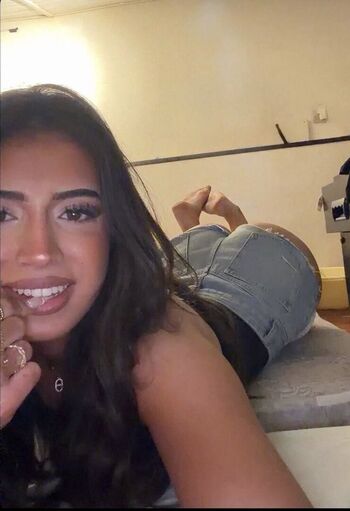 Alyc_ia