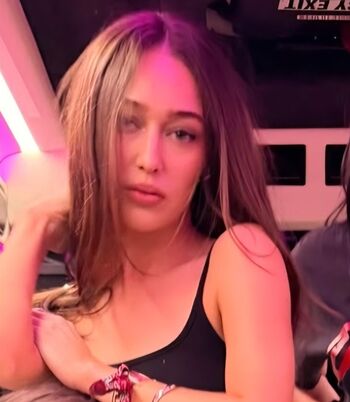 Full leaked Alycia debnam carey private onlyfans photo