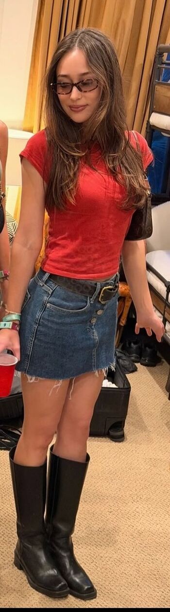 Full leaked Alycia debnam carey private onlyfans photo
