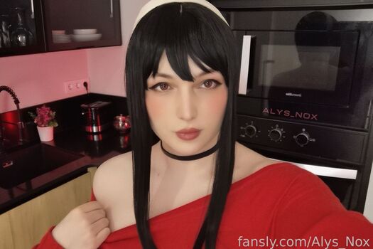 Alys_Nox