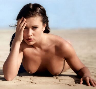Alyssa Milano
