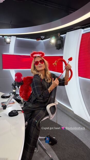 Full leaked Amanda holden  page private onlyfans photo