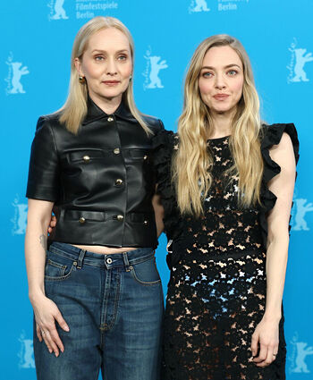 Full leaked Amanda seyfried  page private onlyfans photo