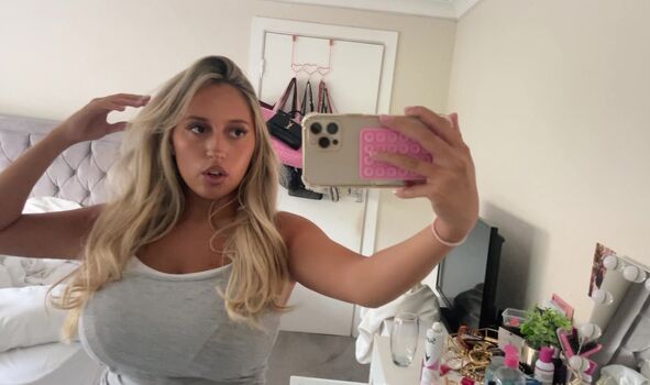 Amber Isabella