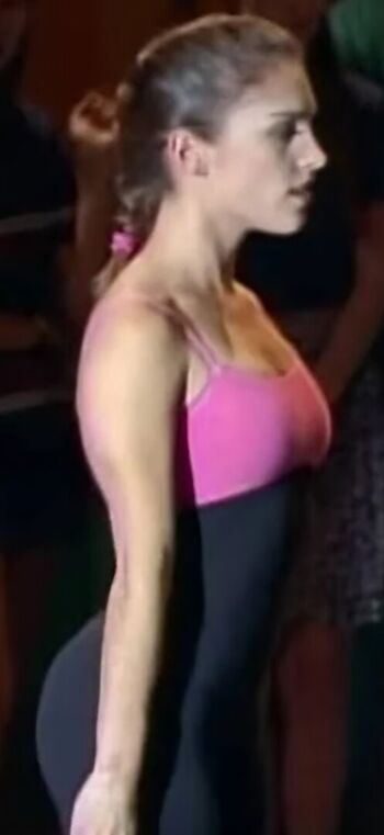 Amy Jo Johnson