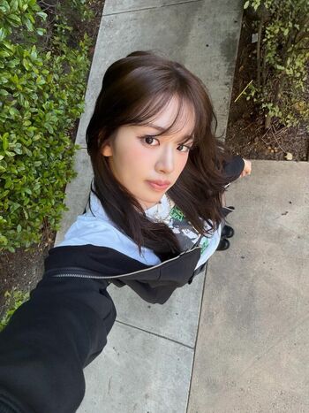 An Yujin 안유진 |