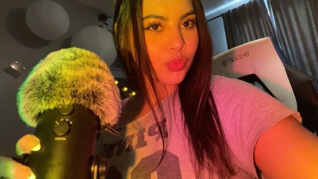 Anaa Asmr