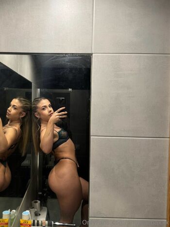 andyjazbaxxx