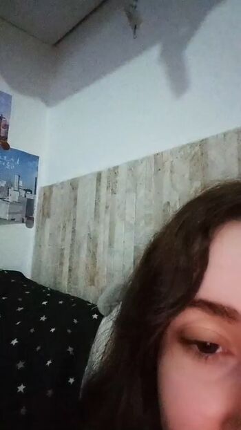 Full leaked Emiru / private onlyfans photo