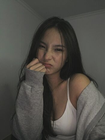 Angelyn Marcella S