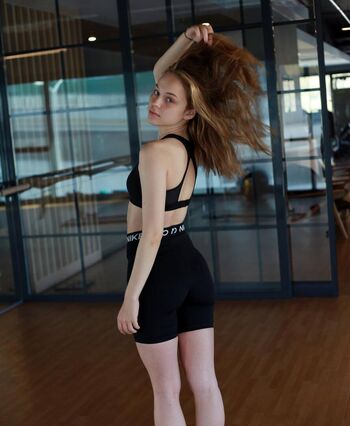 Anna Deniz