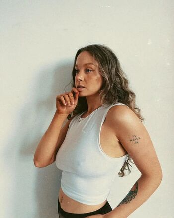 Anna Shields