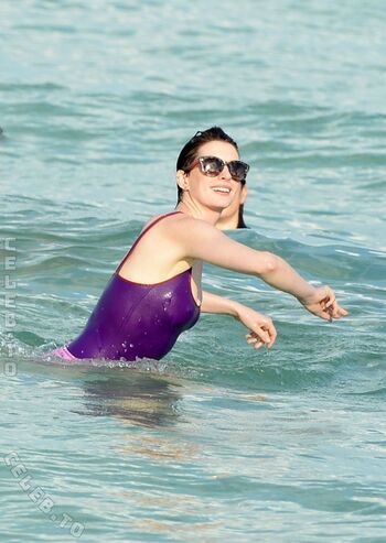 Anne Hathaway