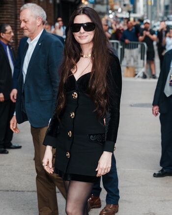 Anne Hathaway