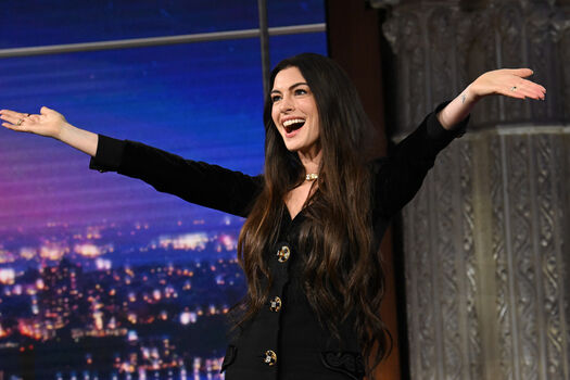 Anne Hathaway