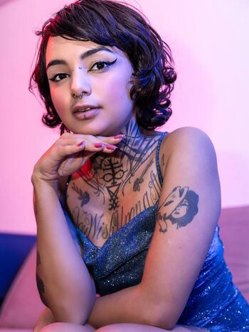 Annie Clementine