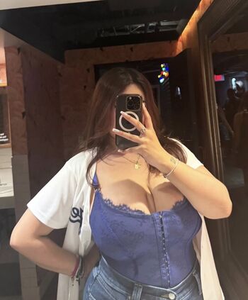 annn_.g