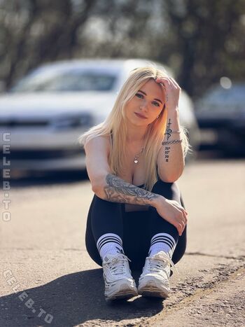 Full leaked Anny vans private onlyfans photo