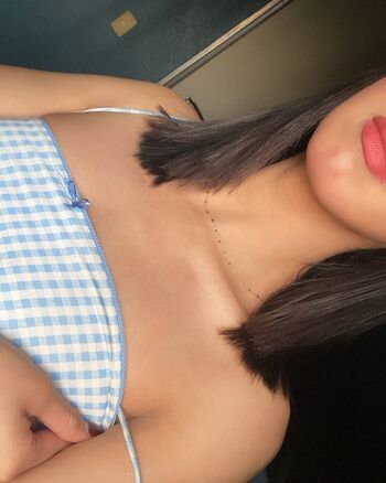 Full leaked Ariana baltazar page private onlyfans photo
