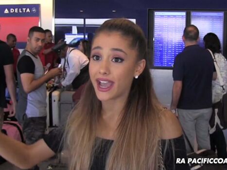Full leaked Ariana gra private onlyfans photo