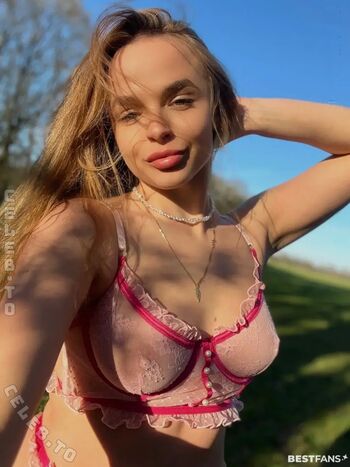 Ariel Goddess