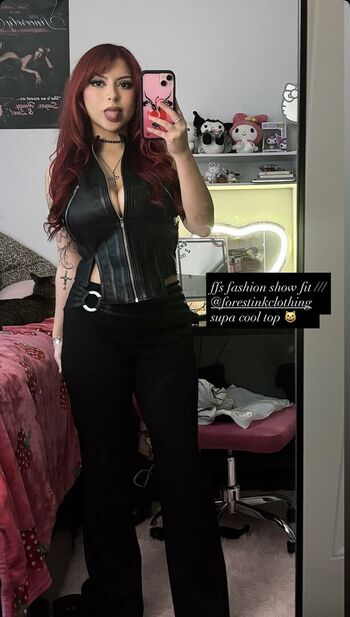 Ariiposaa