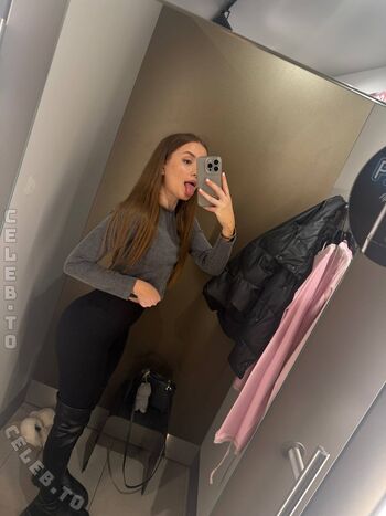 Ariwwei_
