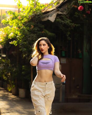 AroobKhan