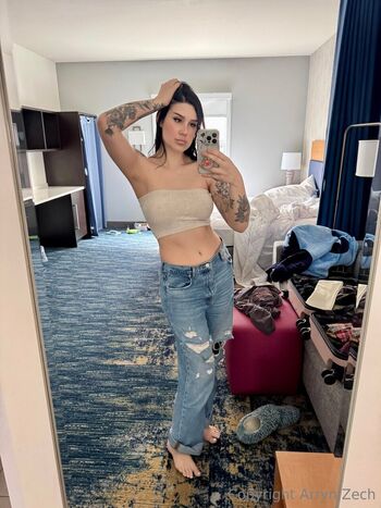 Arryn Zech