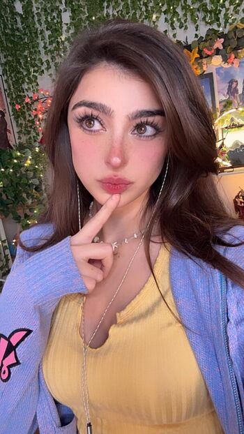 Full leaked Aruuu  page private onlyfans photo