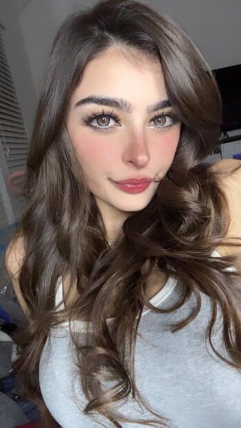 Full leaked Aruuu  page private onlyfans photo